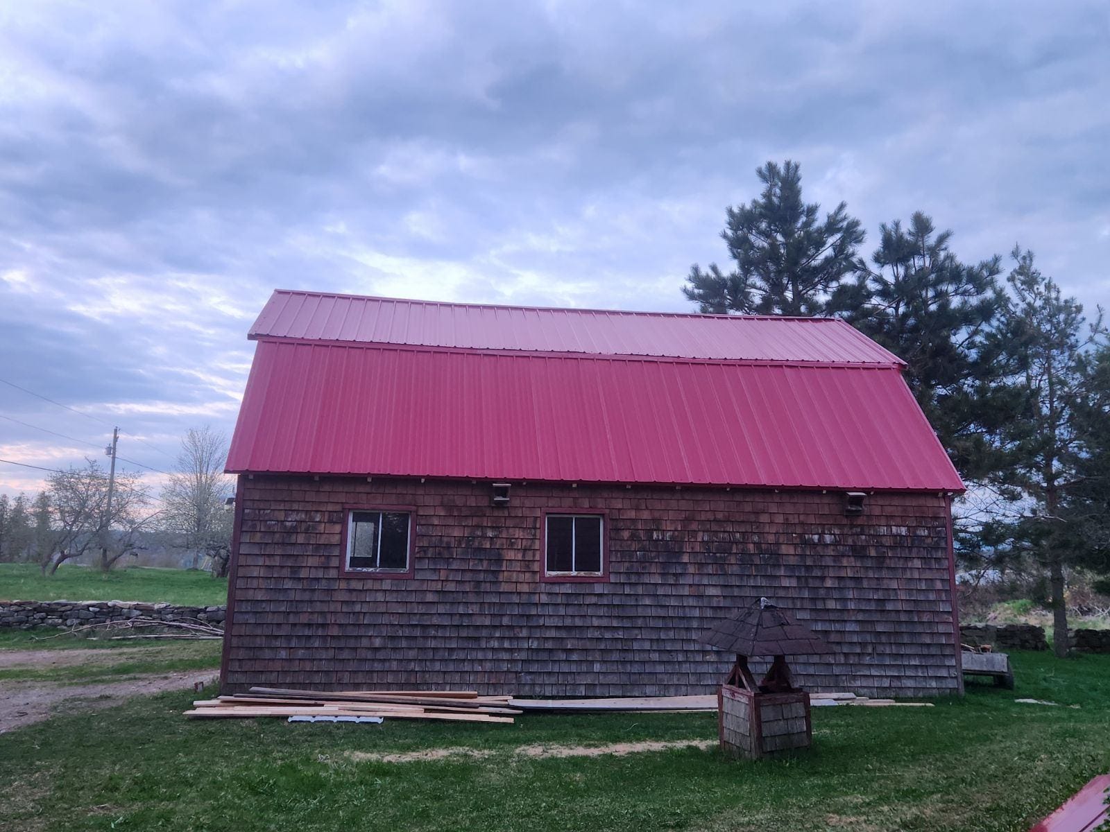 Completed roofing project
